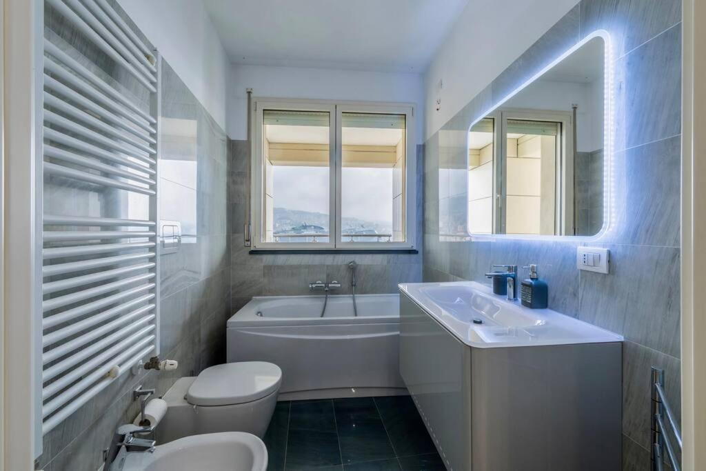 5 Stars Apart Sea View Genova Exterior foto